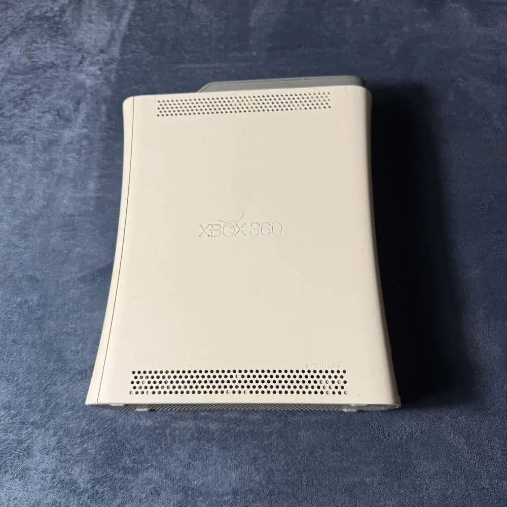 Microsoft Xbox 360 Original White Console